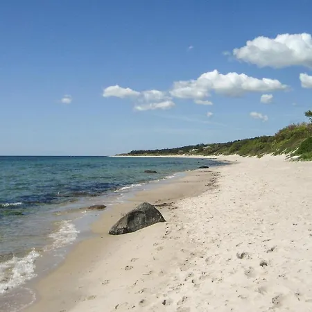 Cosy In Aakirkeby With 3 Bedrooms And Wifi *