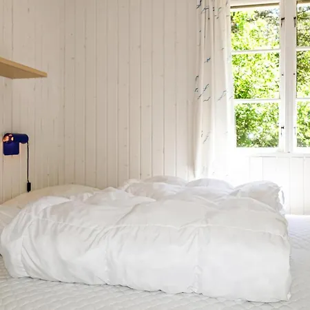 Cosy In Aakirkeby With 3 Bedrooms And Wifi Vester Somarken